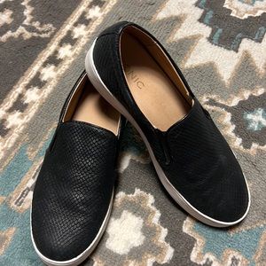 Vionic sneakers